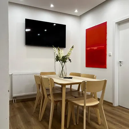 Two Modern With Complimentary Parking Apartman Prága