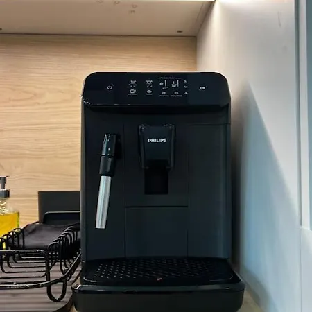 Two Apartments, Free Parking, Close To The Center *