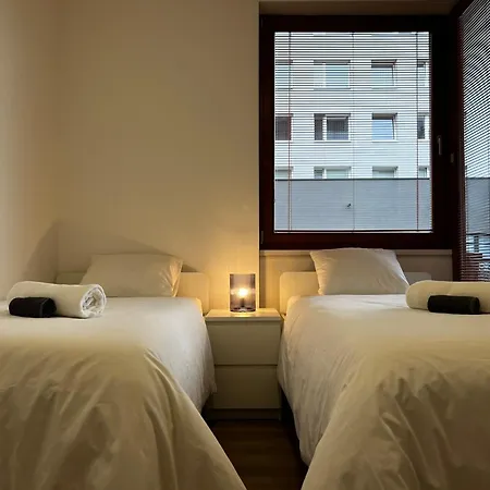 Two Modern With Complimentary Parking Apartament Praga