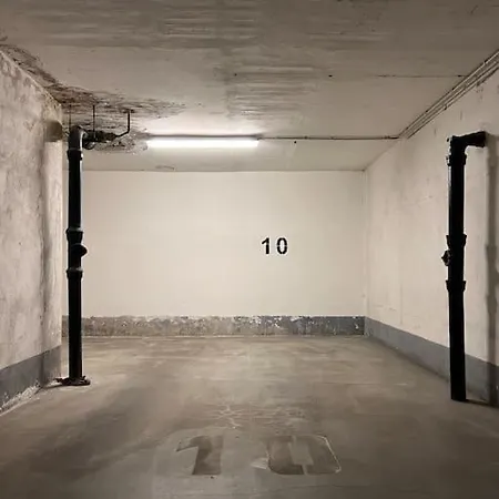 Two Apartments, Free Parking, Close To The Center Daire Prag